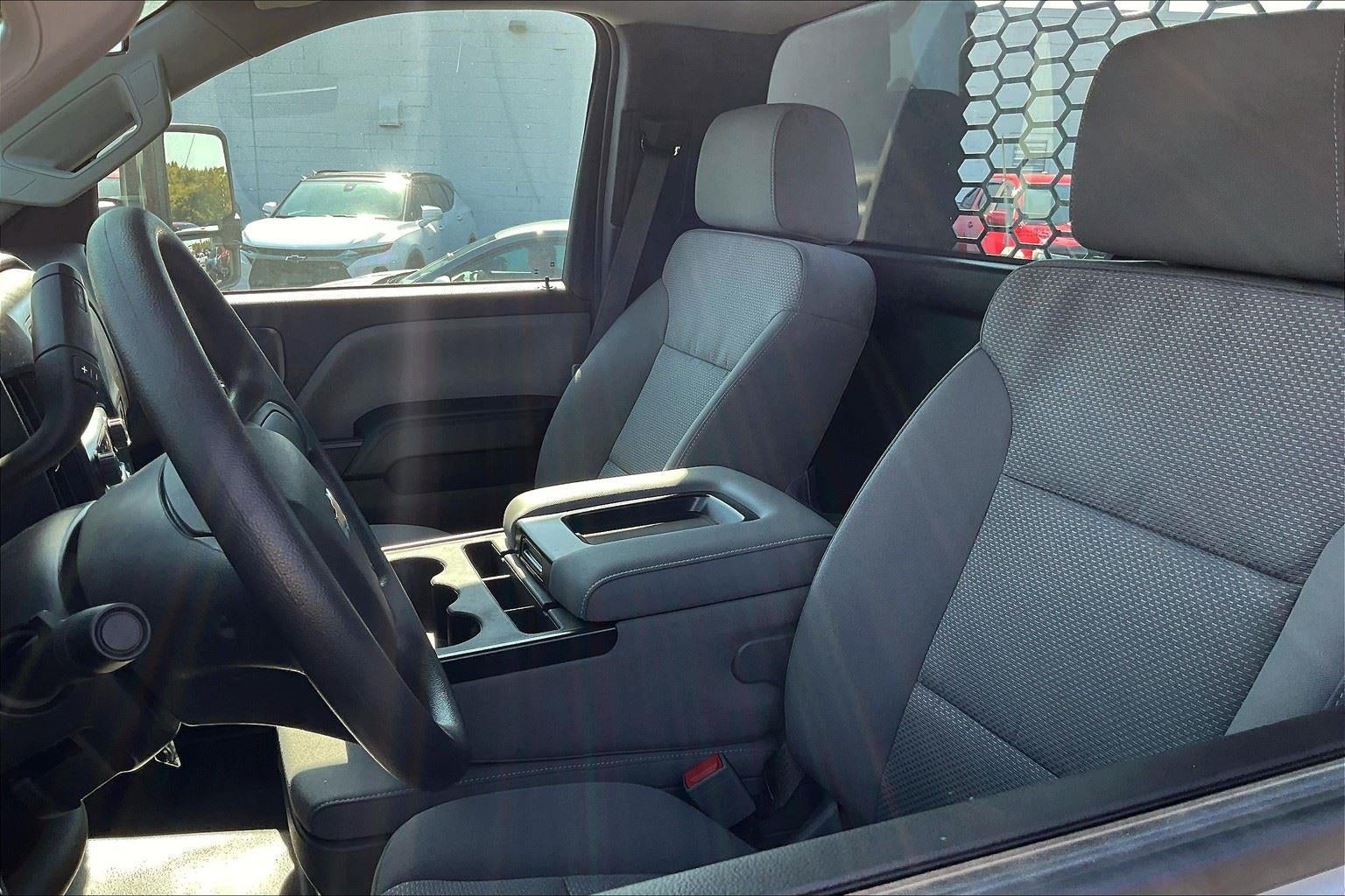 2024 Chevrolet Silverado 5500 HD Work Truck