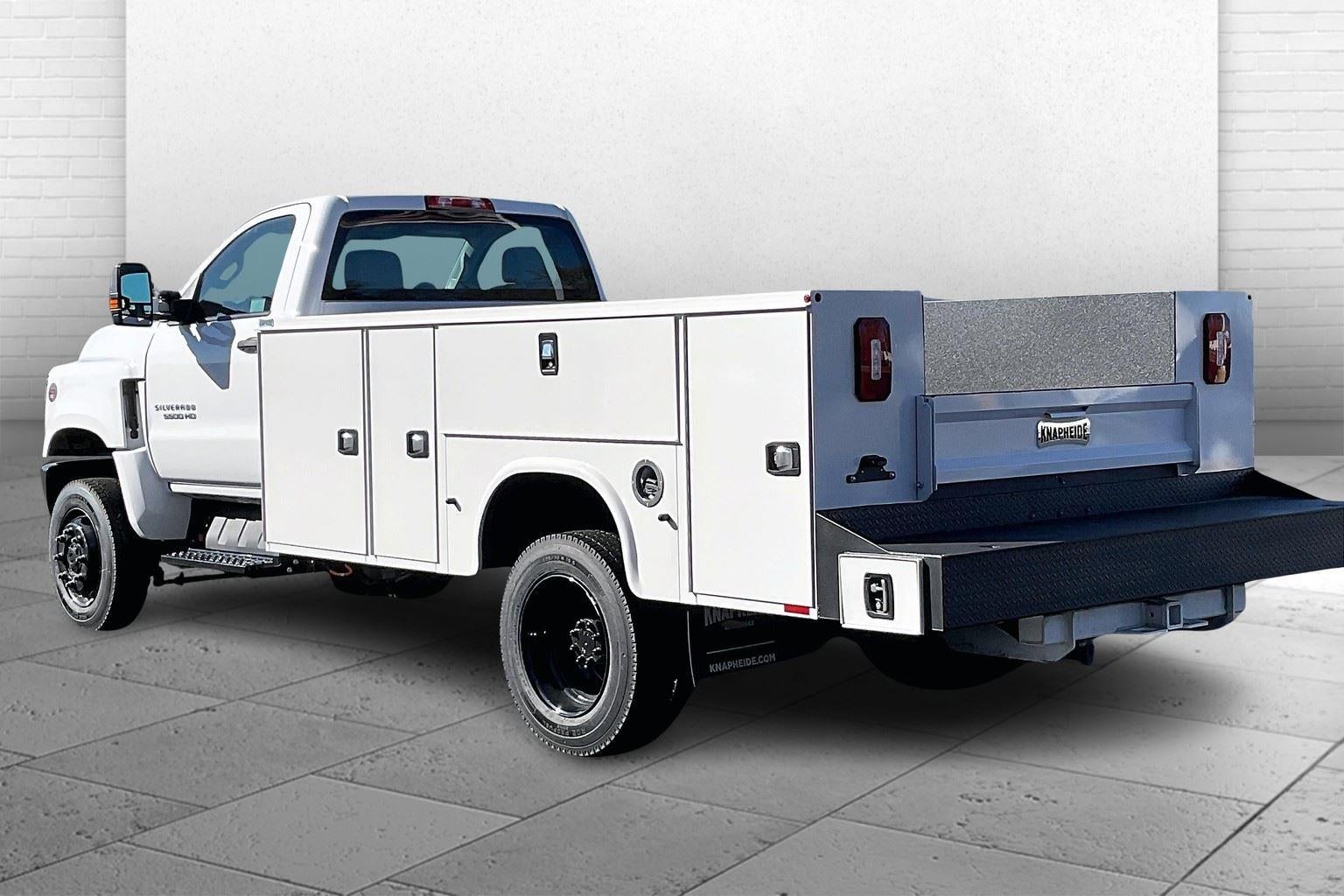 2024 Chevrolet Silverado 5500 HD Work Truck