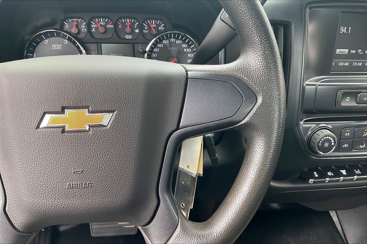 2023 Chevrolet Silverado 5500 HD Work Truck