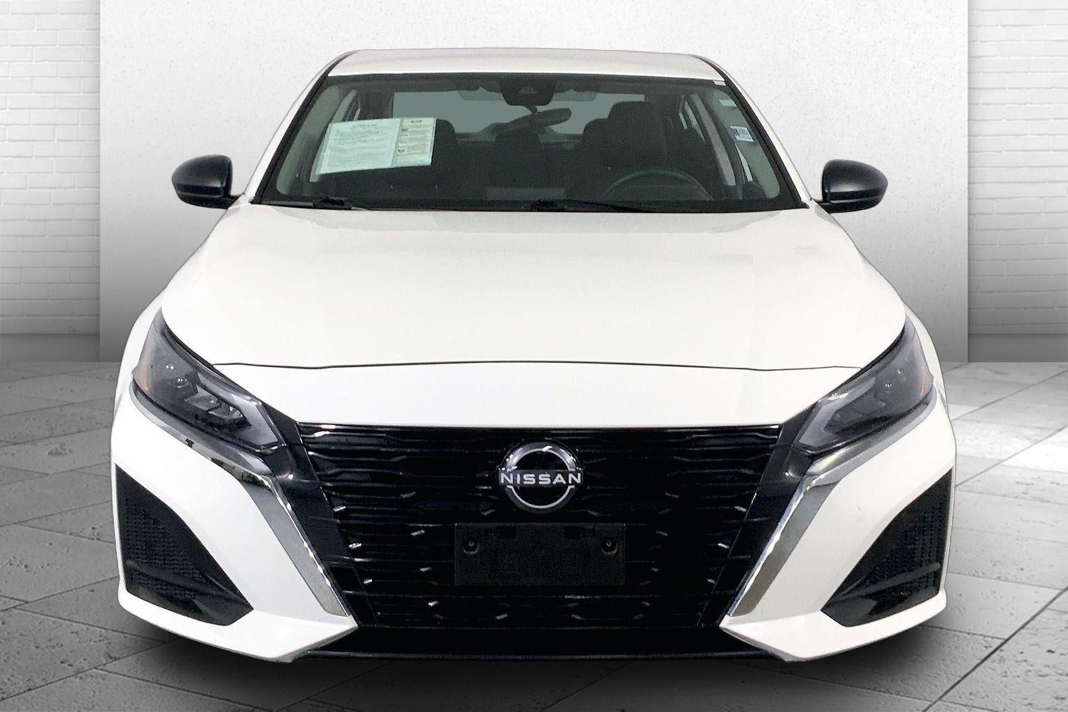 Used 2025 Nissan Altima SV with VIN 1N4BL4DV3SN374238 for sale in Kansas City