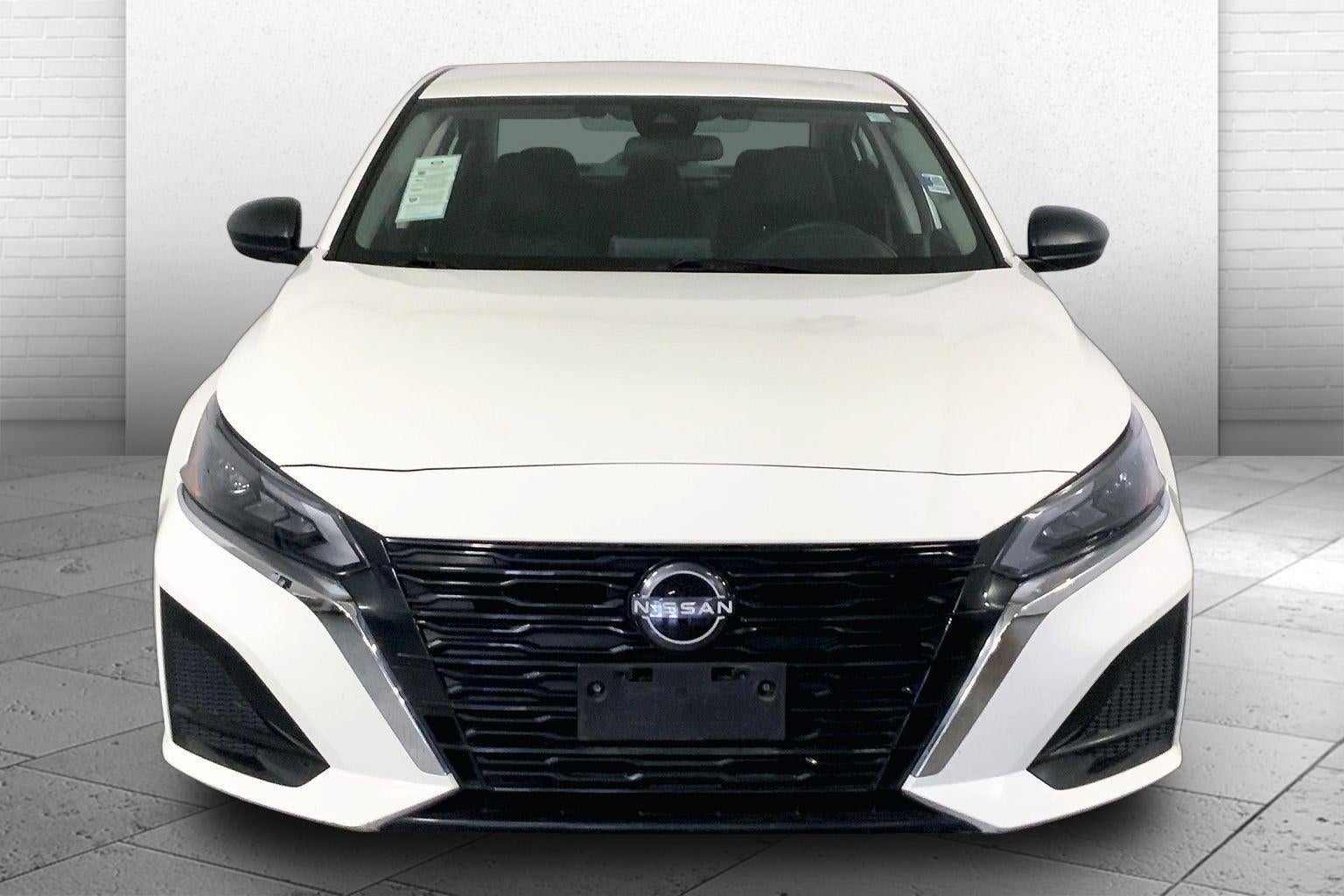 Used 2025 Nissan Altima SV with VIN 1N4BL4DV4SN376449 for sale in Kansas City