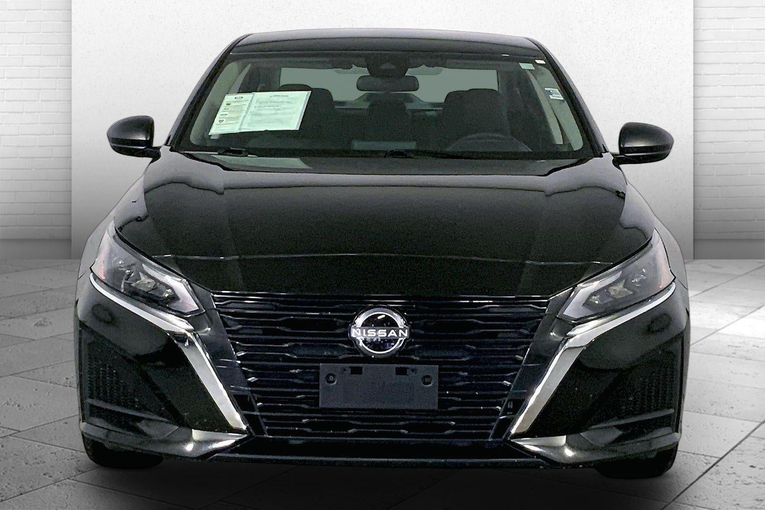 Used 2025 Nissan Altima SV with VIN 1N4BL4DV5SN352807 for sale in Kansas City