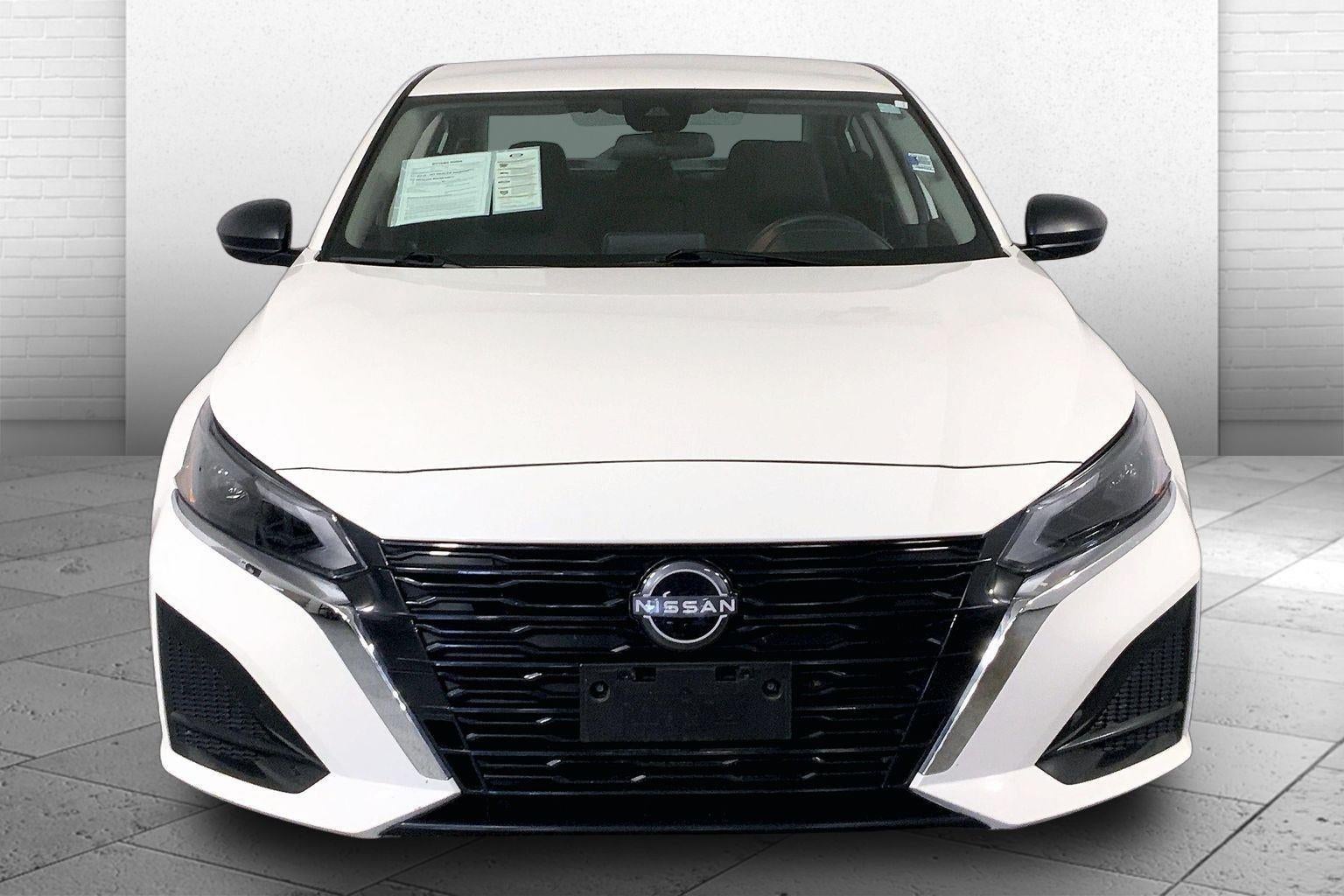 Used 2025 Nissan Altima SV with VIN 1N4BL4DV5SN400922 for sale in Kansas City