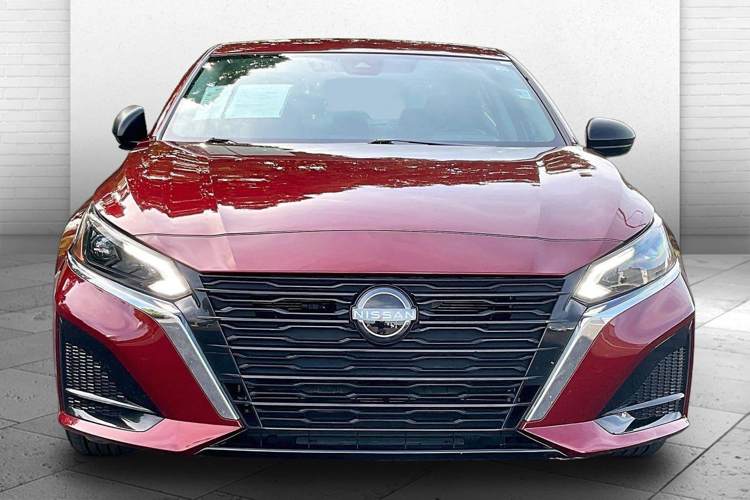 Used 2025 Nissan Altima SV with VIN 1N4BL4DV6SN305432 for sale in Kansas City