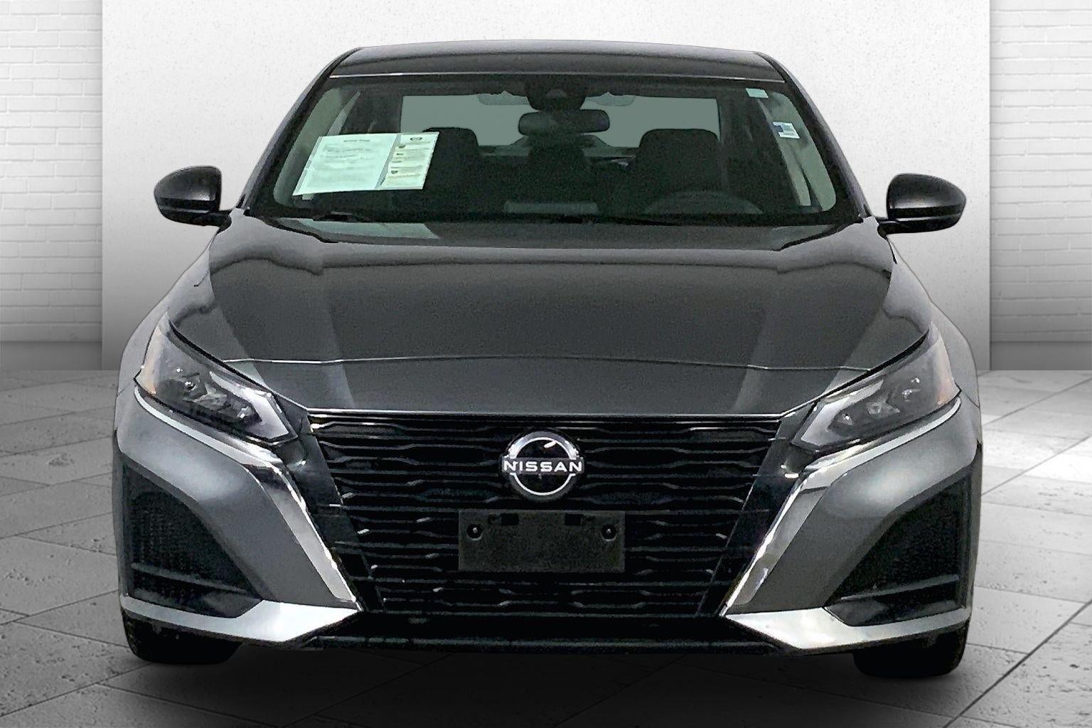 Used 2025 Nissan Altima SV with VIN 1N4BL4DV6SN348989 for sale in Kansas City