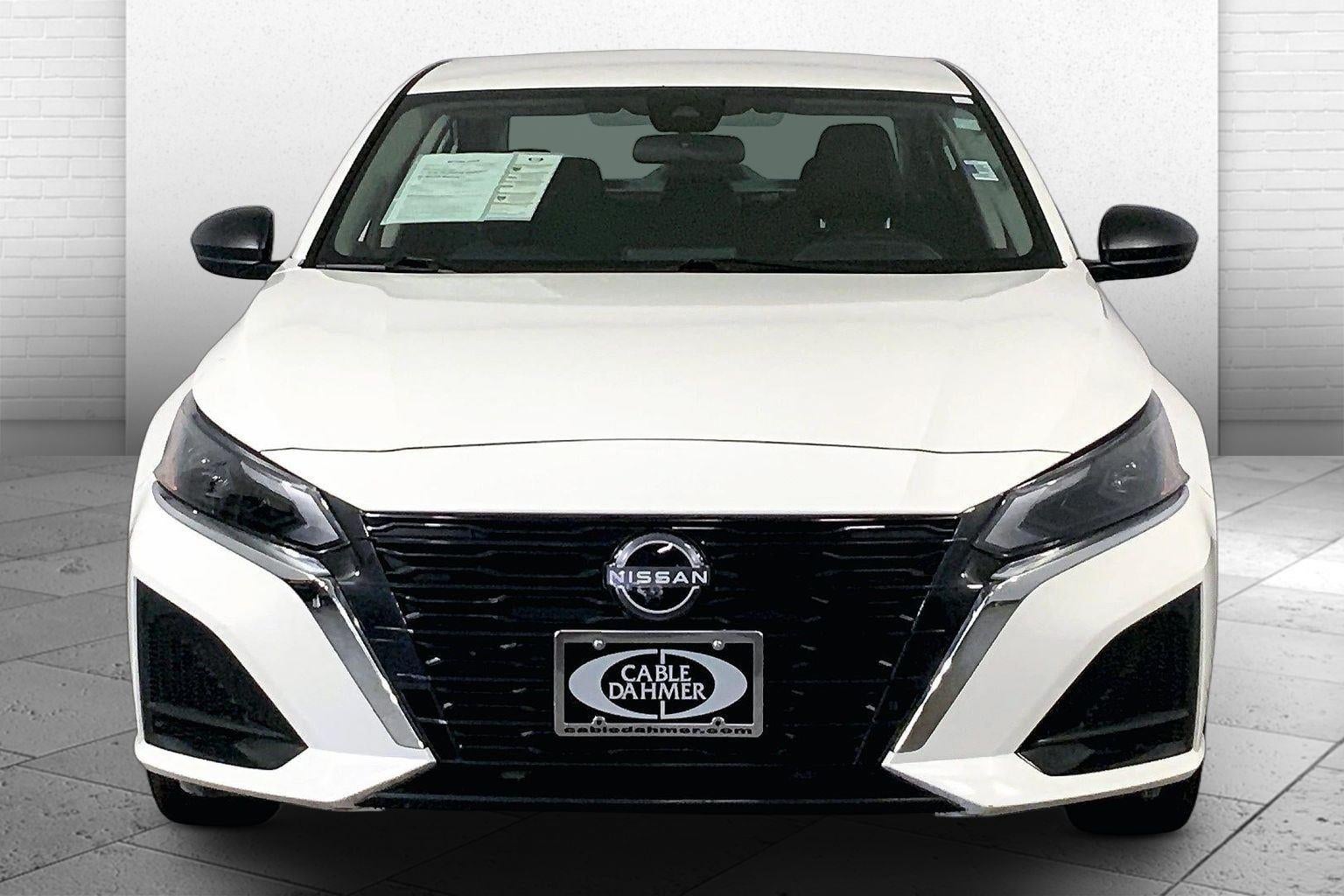Used 2025 Nissan Altima SV with VIN 1N4BL4DV7SN400632 for sale in Kansas City