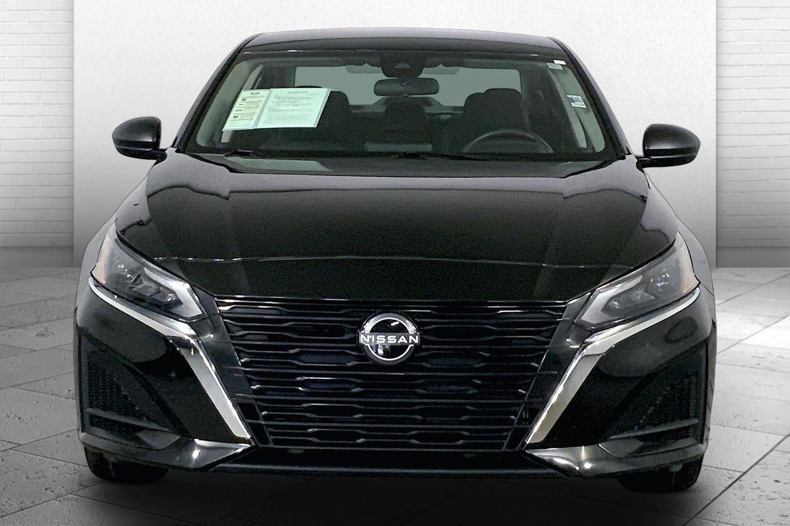 Used 2025 Nissan Altima SV with VIN 1N4BL4DV9SN322628 for sale in Kansas City