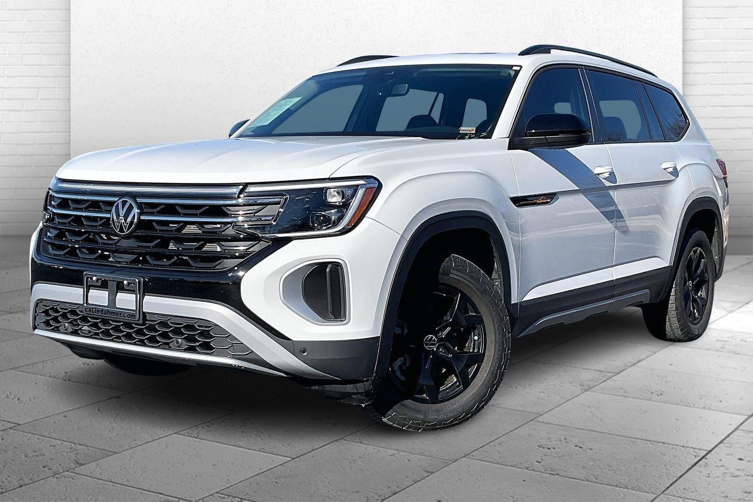 2025 Volkswagen Atlas 2.0T Peak Edition