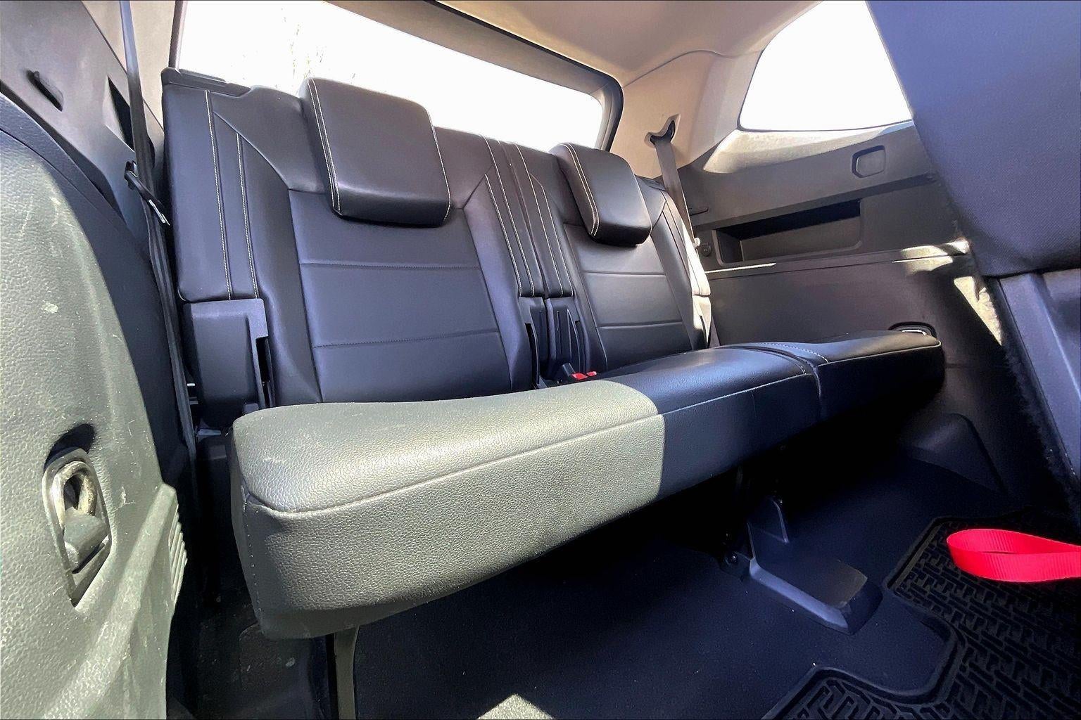 2021 Volkswagen Atlas 3.6L V6 SE w/Technology