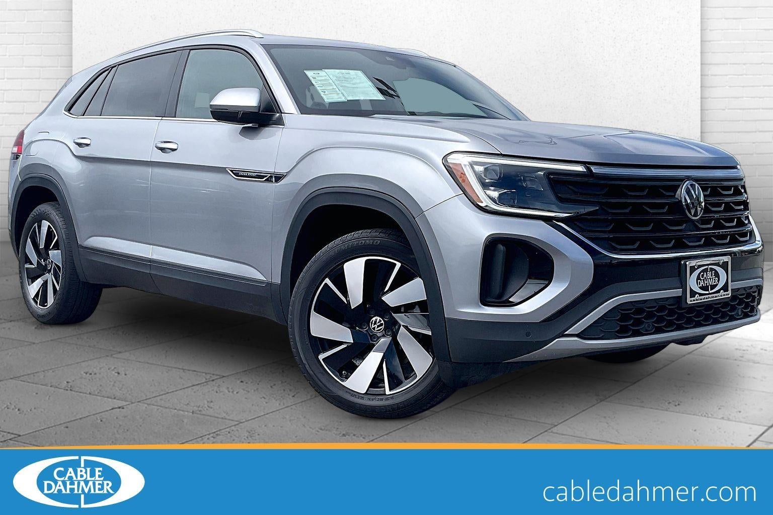 2024 Volkswagen Atlas Cross Sport 2.0T SE w/Tech's photo