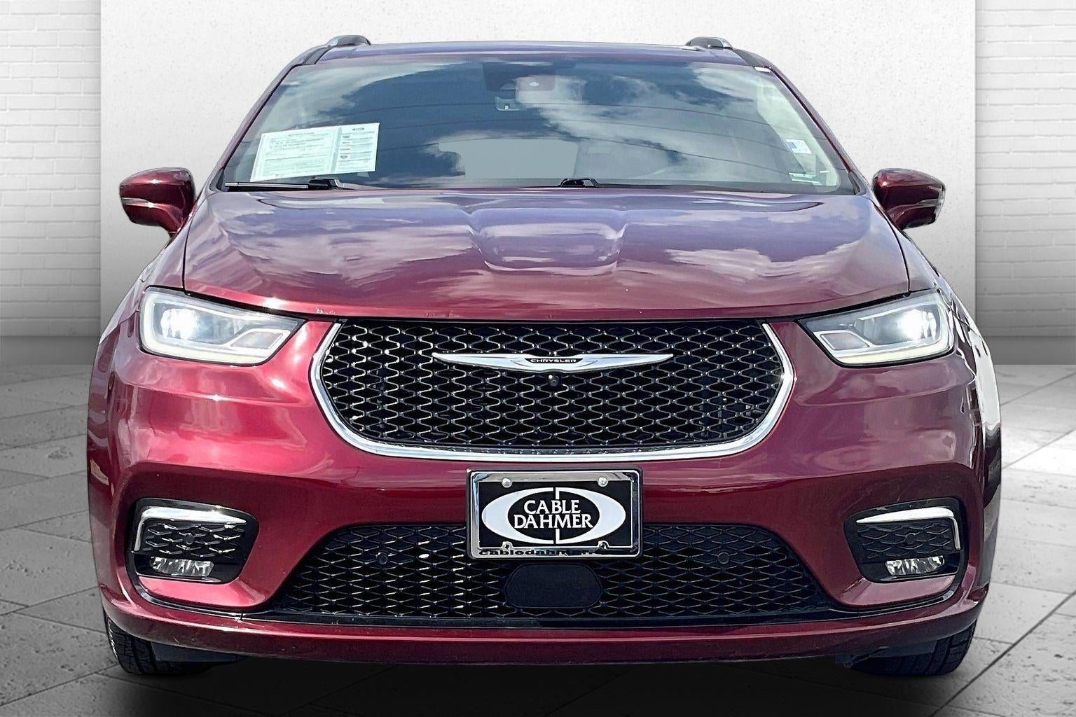 Used 2021 Chrysler Pacifica Touring L with VIN 2C4RC1BG7MR534798 for sale in Kansas City