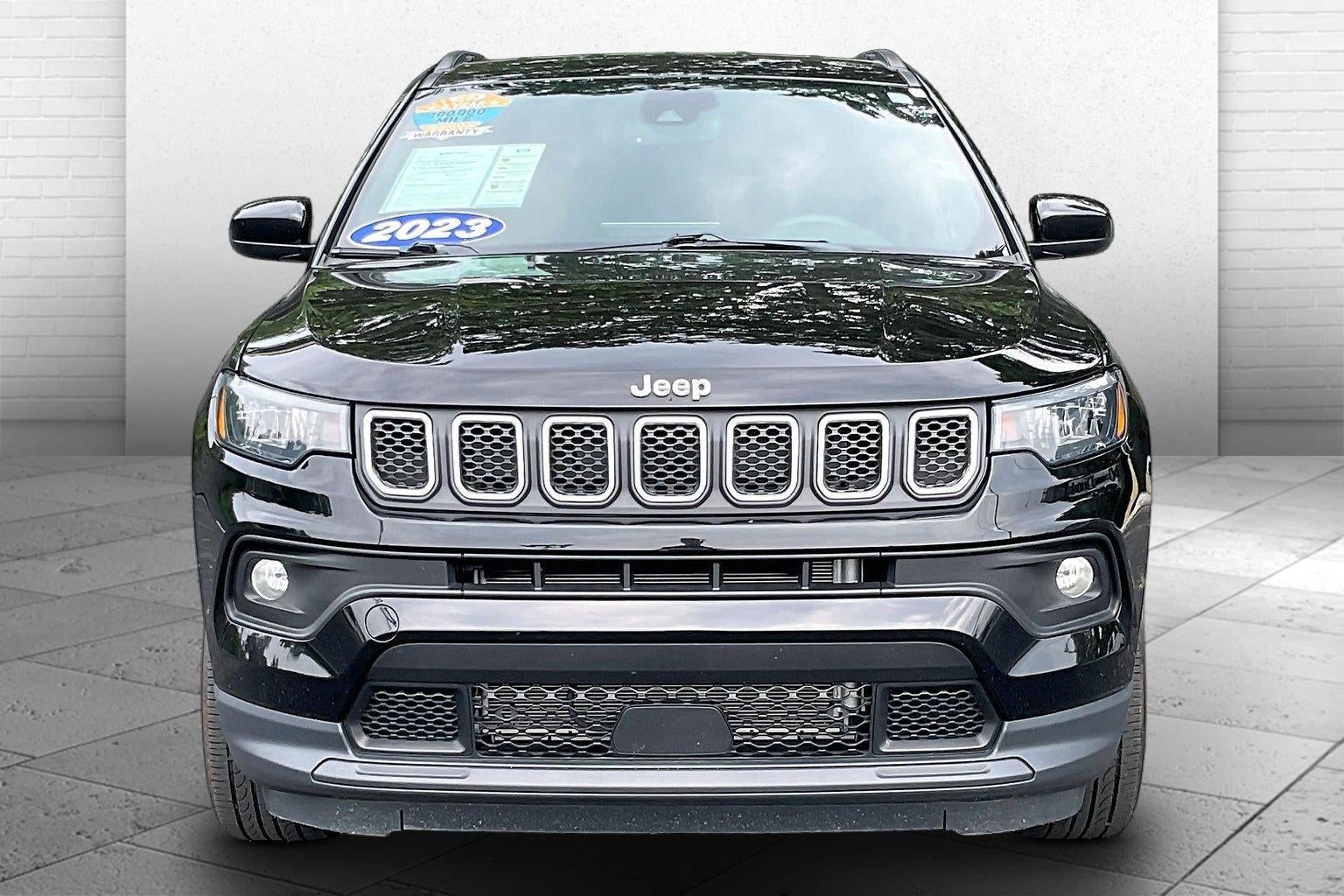 Used 2023 Jeep Compass Latitude Lux with VIN 3C4NJDFN7PT546174 for sale in Kansas City