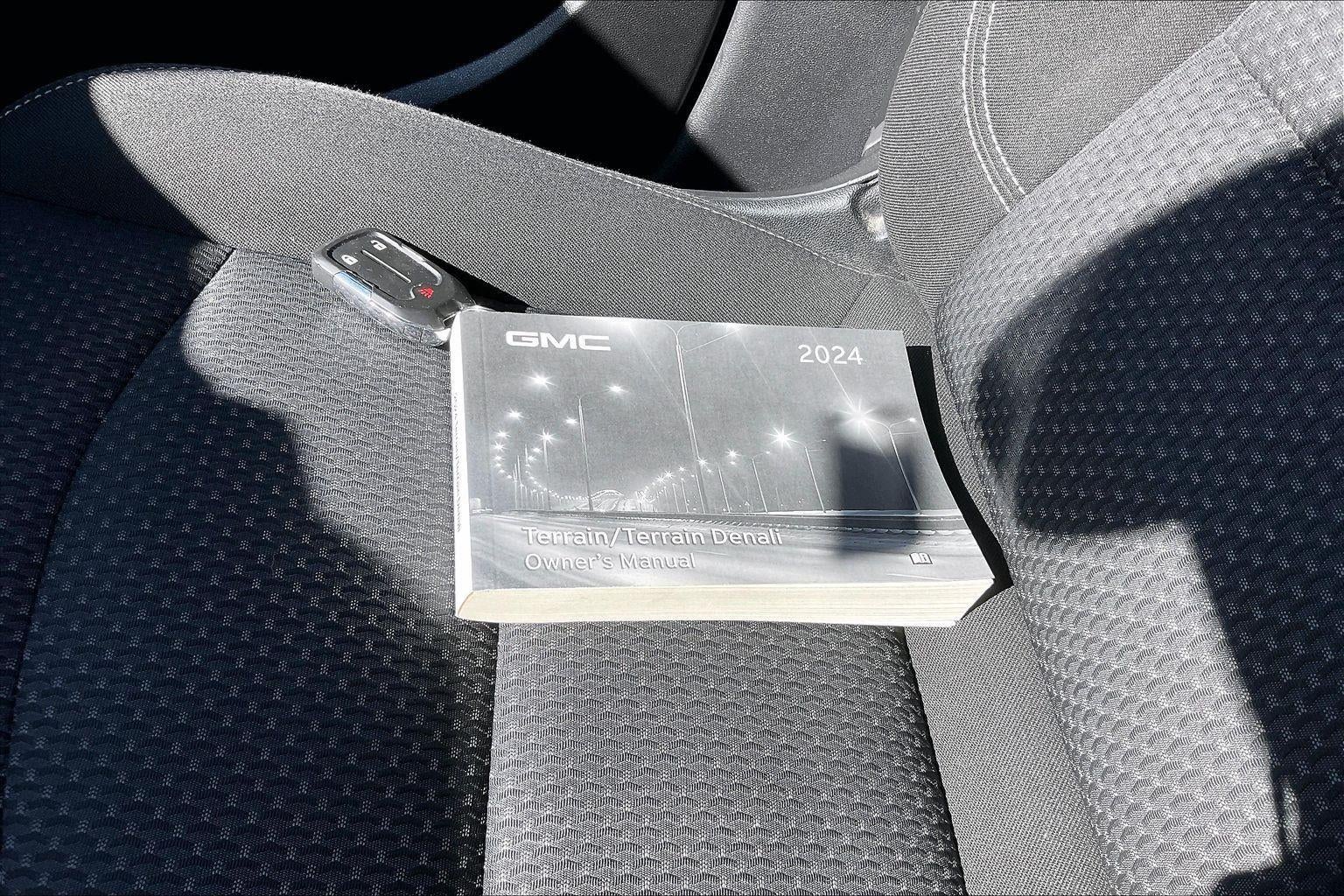 2024 GMC Terrain SLE