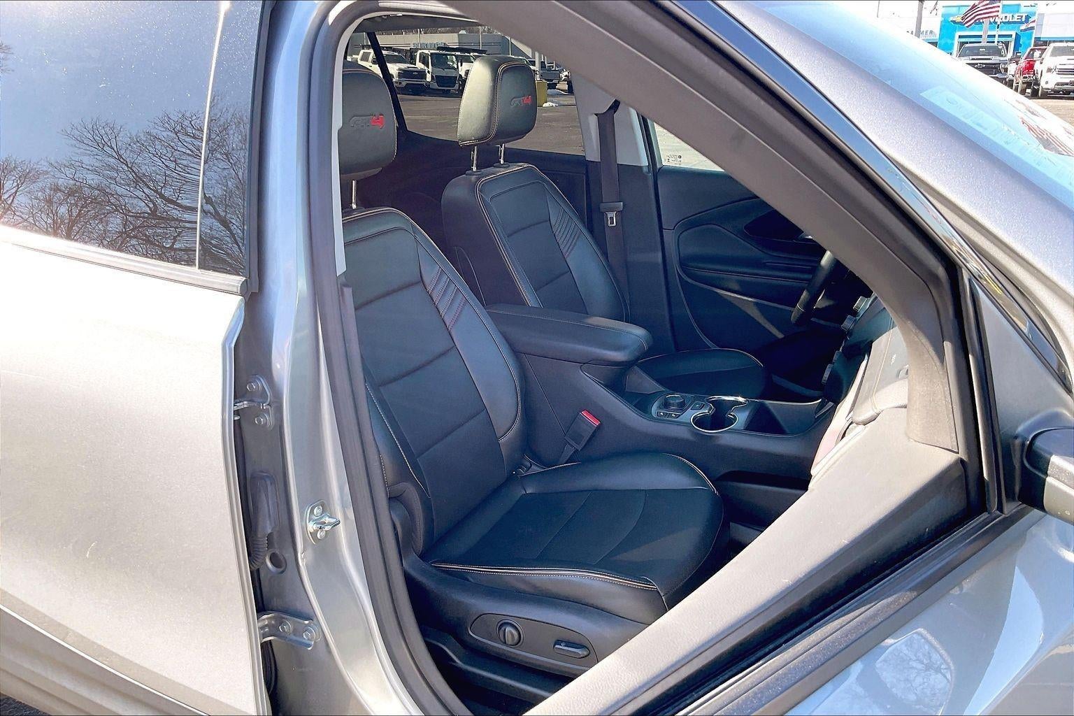 2024 GMC Terrain AT4