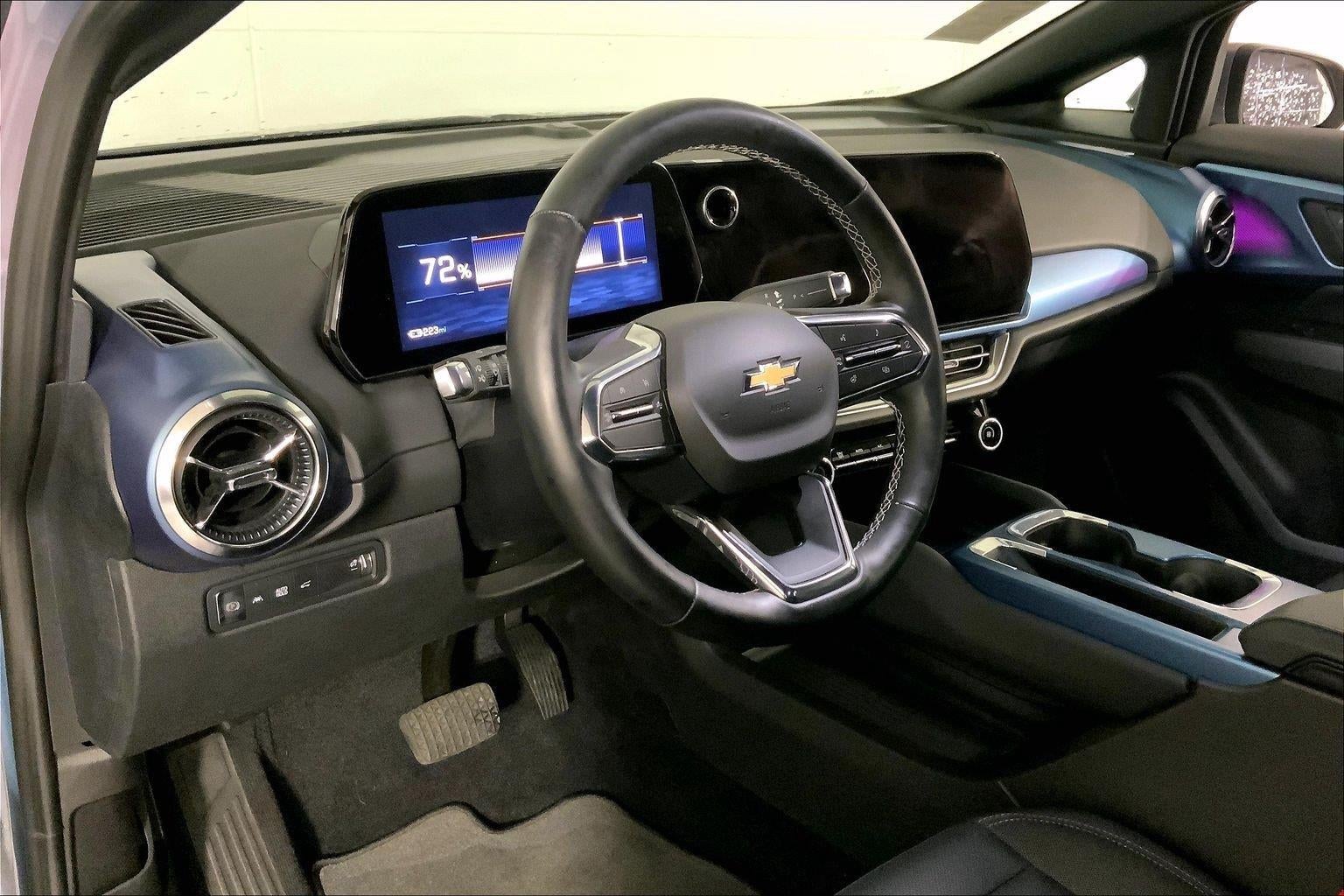 2025 Chevrolet Equinox EV LT