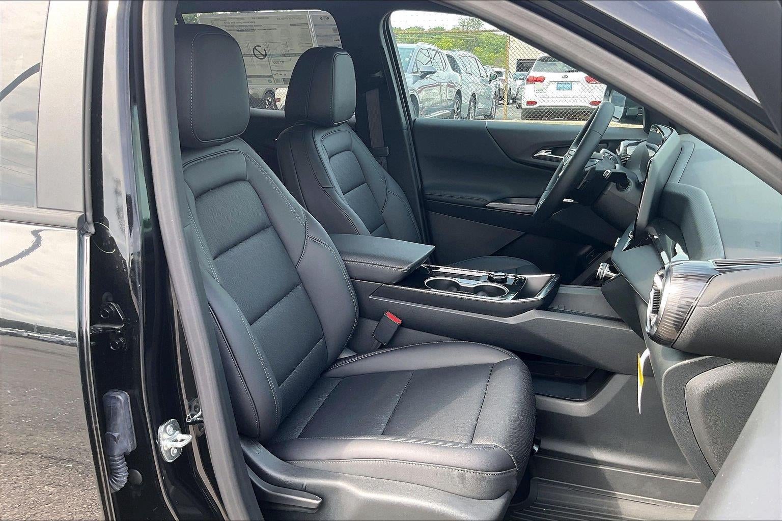 2027 Chevrolet Equinox LT - Photo 27