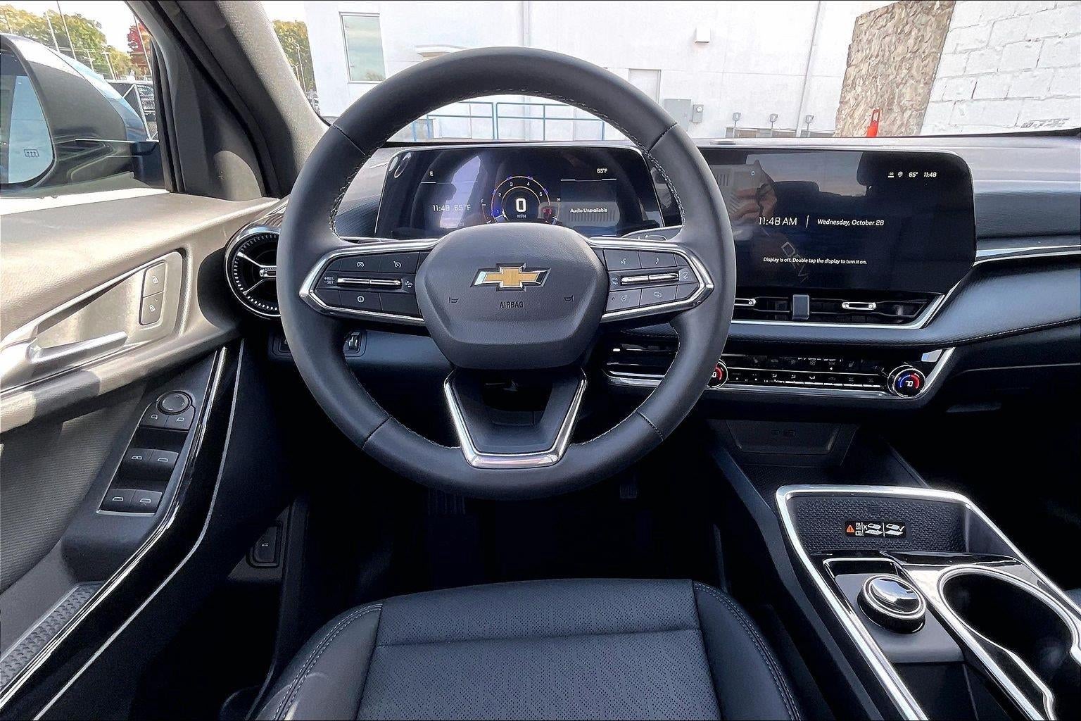 2027 Chevrolet Equinox LT - Photo 13