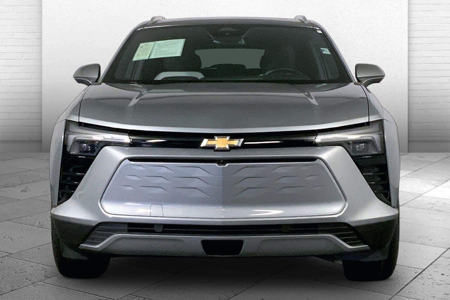Used 2024 Chevrolet Blazer EV LT with VIN 3GNKDBRJ7RS243676 for sale in Independence, MO