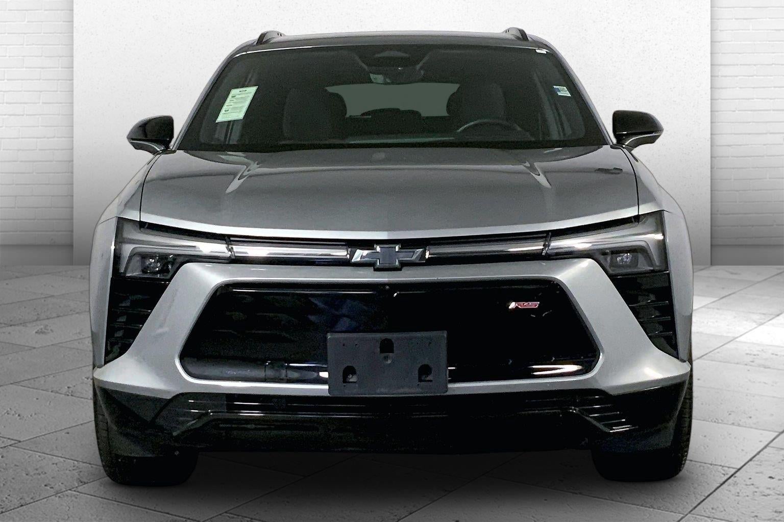 Used 2024 Chevrolet Blazer EV RS with VIN 3GNKDCRJ5RS176050 for sale in Independence, MO