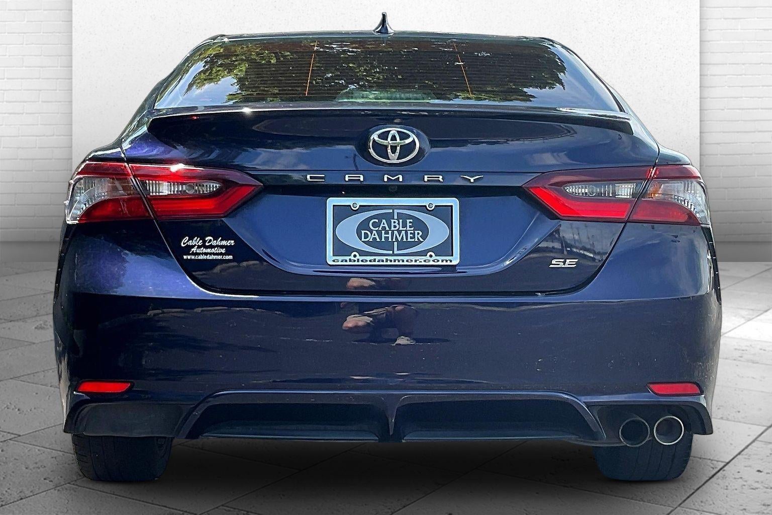 Used 2022 Toyota Camry SE with VIN 4T1G11AK2NU709803 for sale in Kansas City