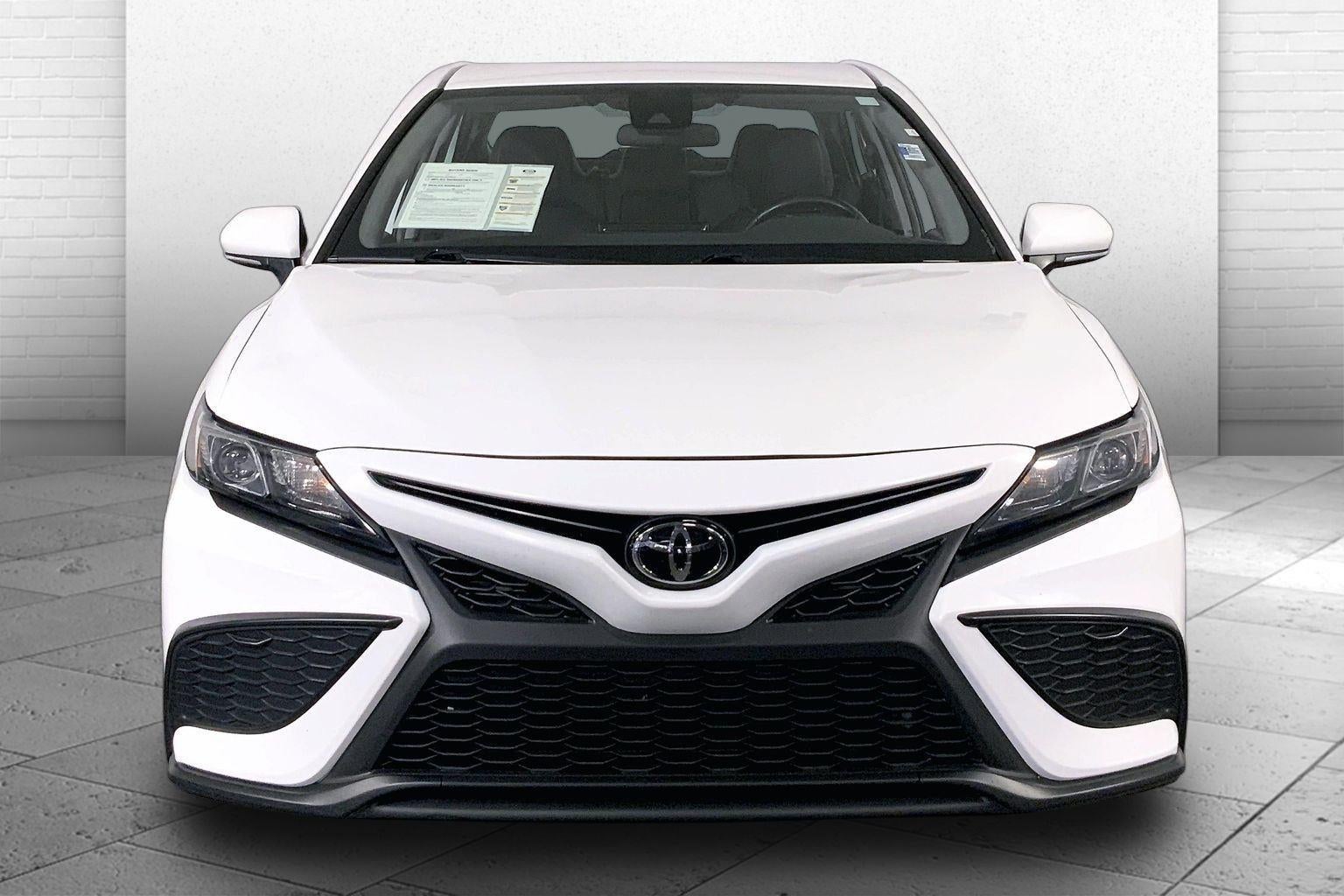 Used 2024 Toyota Camry SE with VIN 4T1G11AK6RU886036 for sale in Kansas City