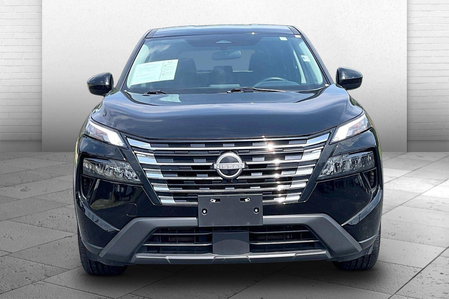 Used 2025 Nissan Rogue SV with VIN 5N1BT3BB4SC813922 for sale in Kansas City
