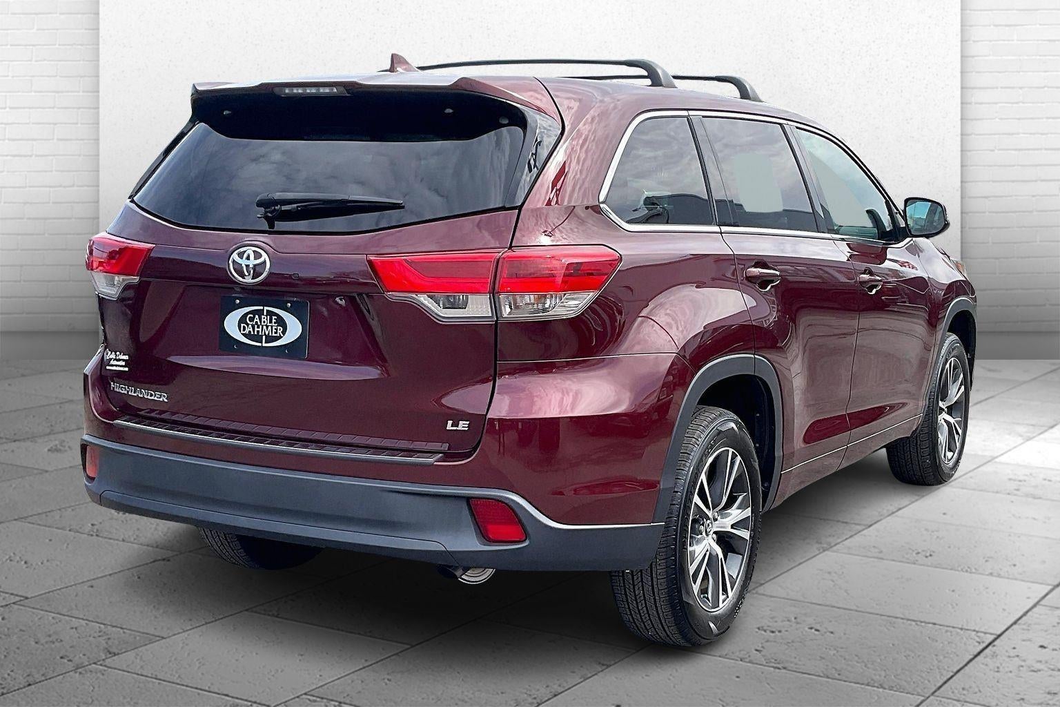2017 Toyota Highlander LE