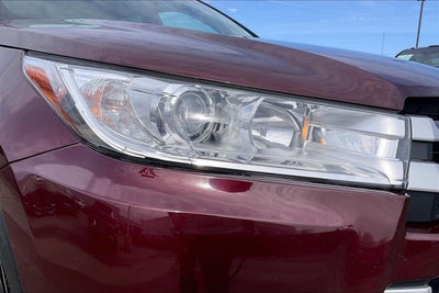 2017 Toyota Highlander LE