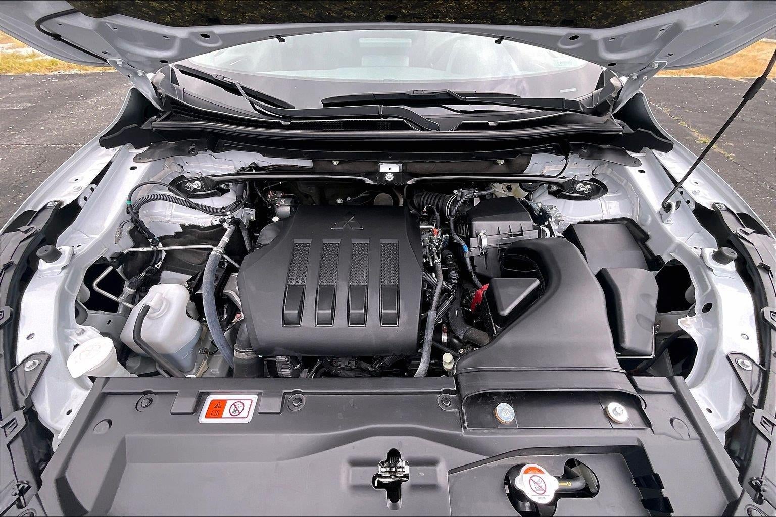 2024 Mitsubishi Eclipse Cross LE