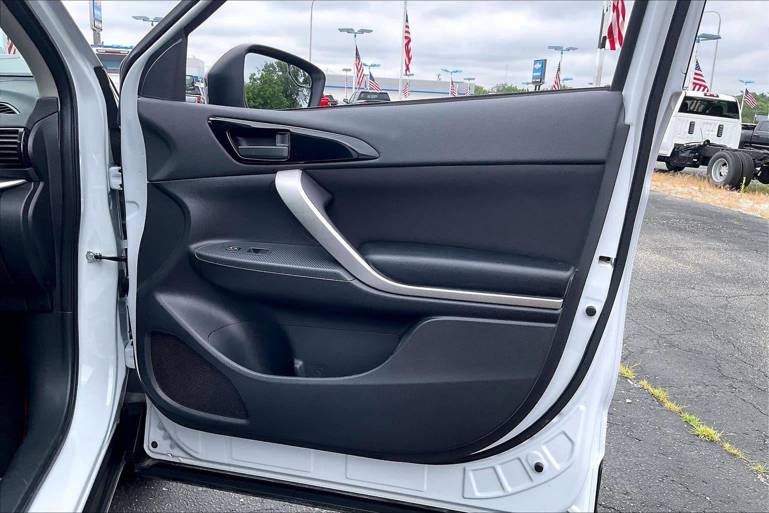 2024 Mitsubishi Eclipse Cross LE