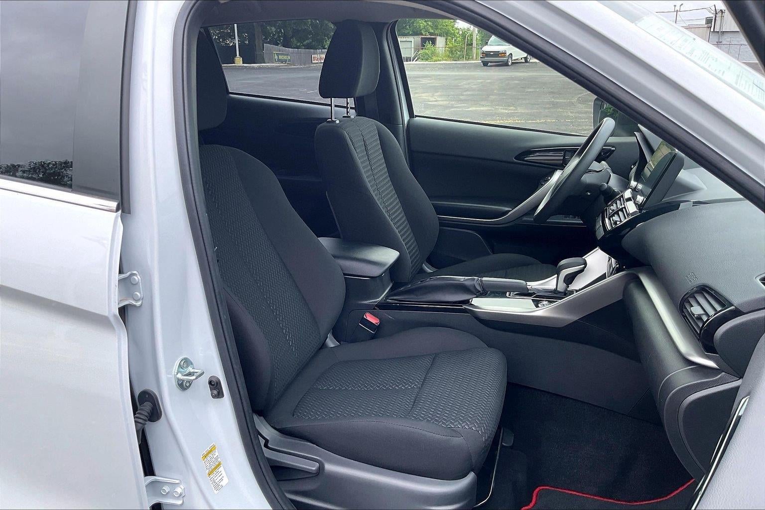 2024 Mitsubishi Eclipse Cross LE