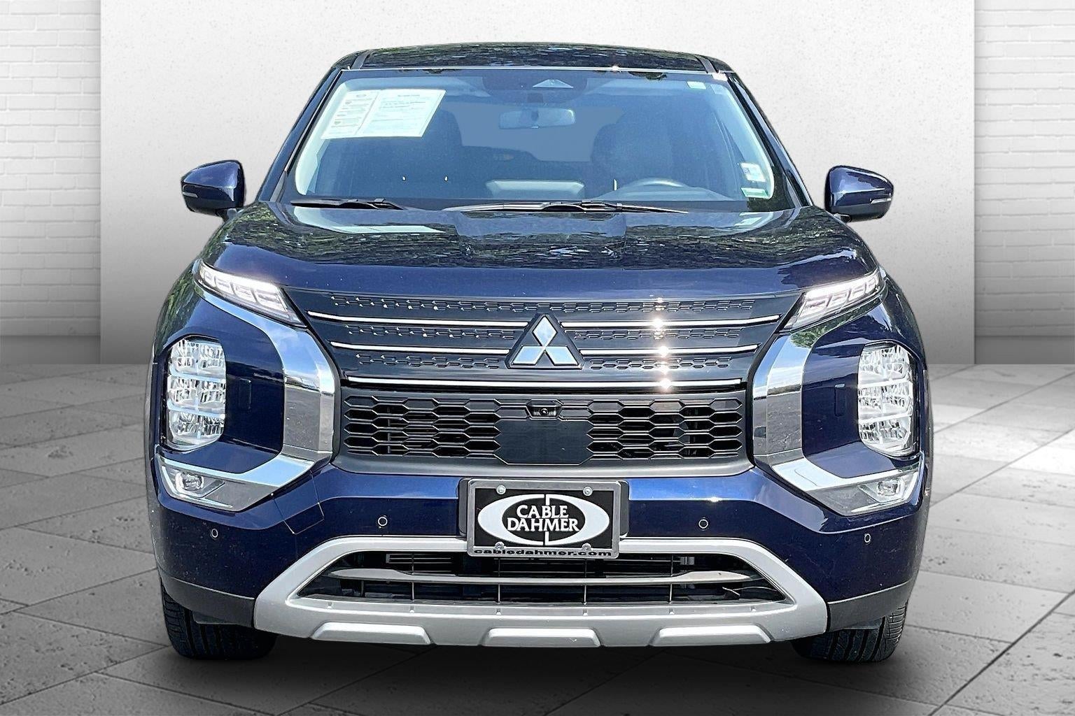 2024 Mitsubishi Outlander SE