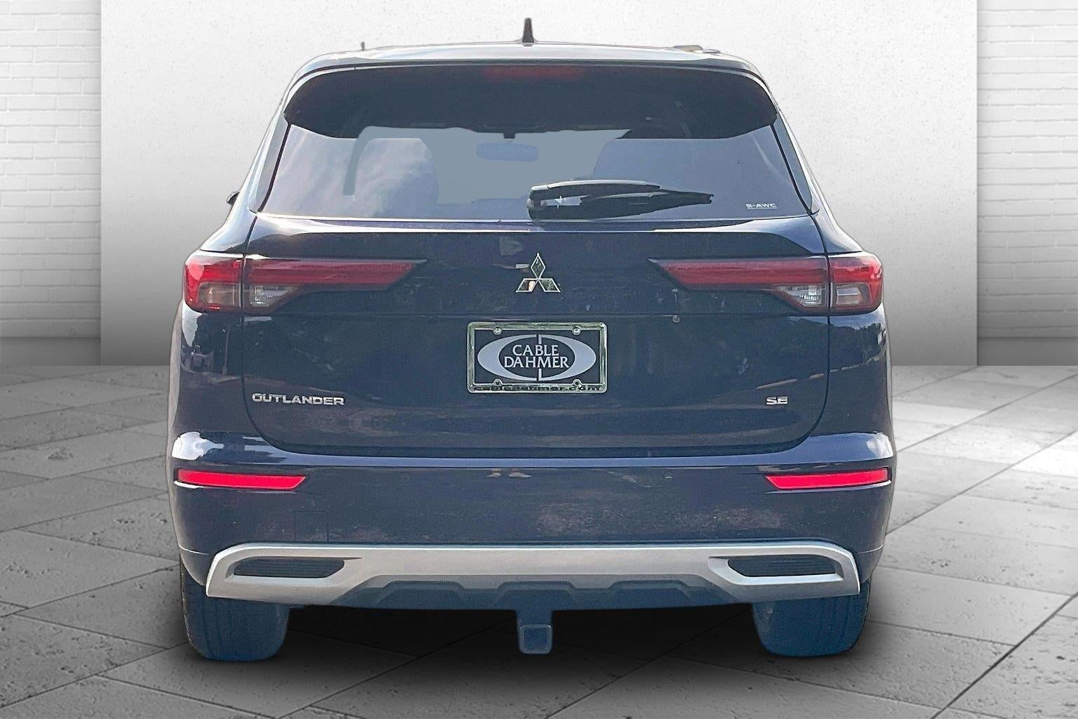 2024 Mitsubishi Outlander SE