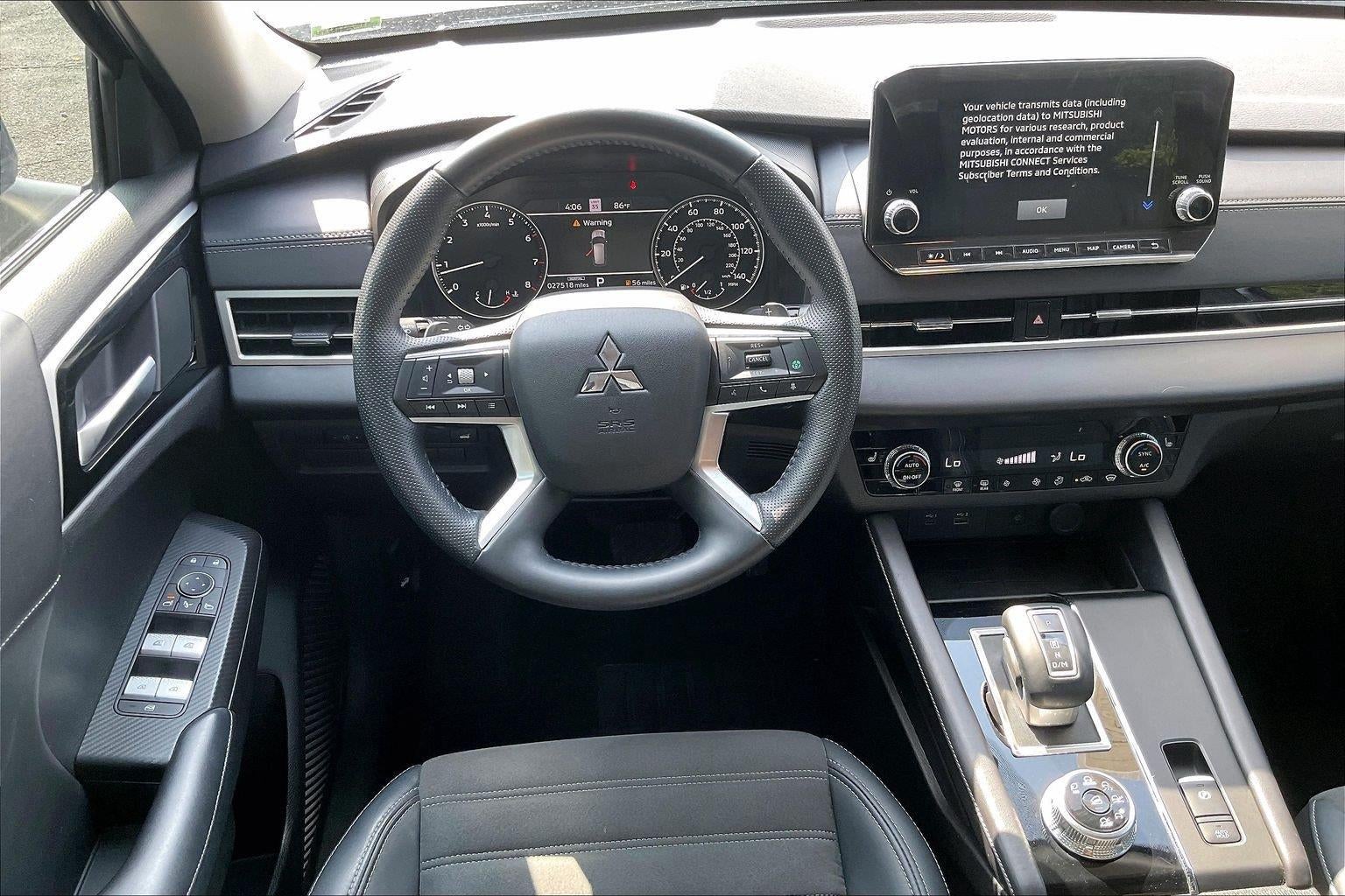 2024 Mitsubishi Outlander SE