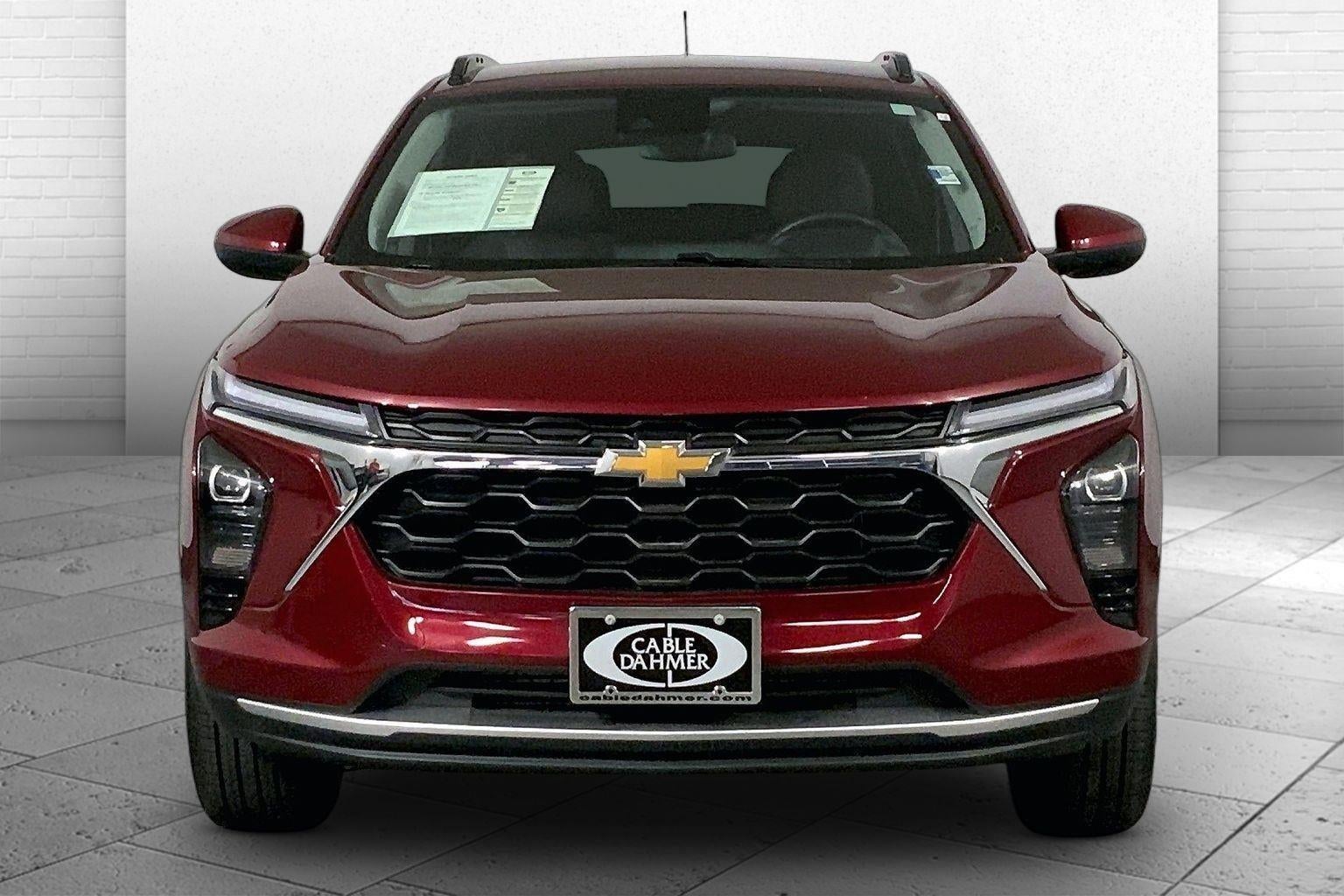 Used 2025 Chevrolet Trax LT with VIN KL77LHEP1SC233328 for sale in Kansas City