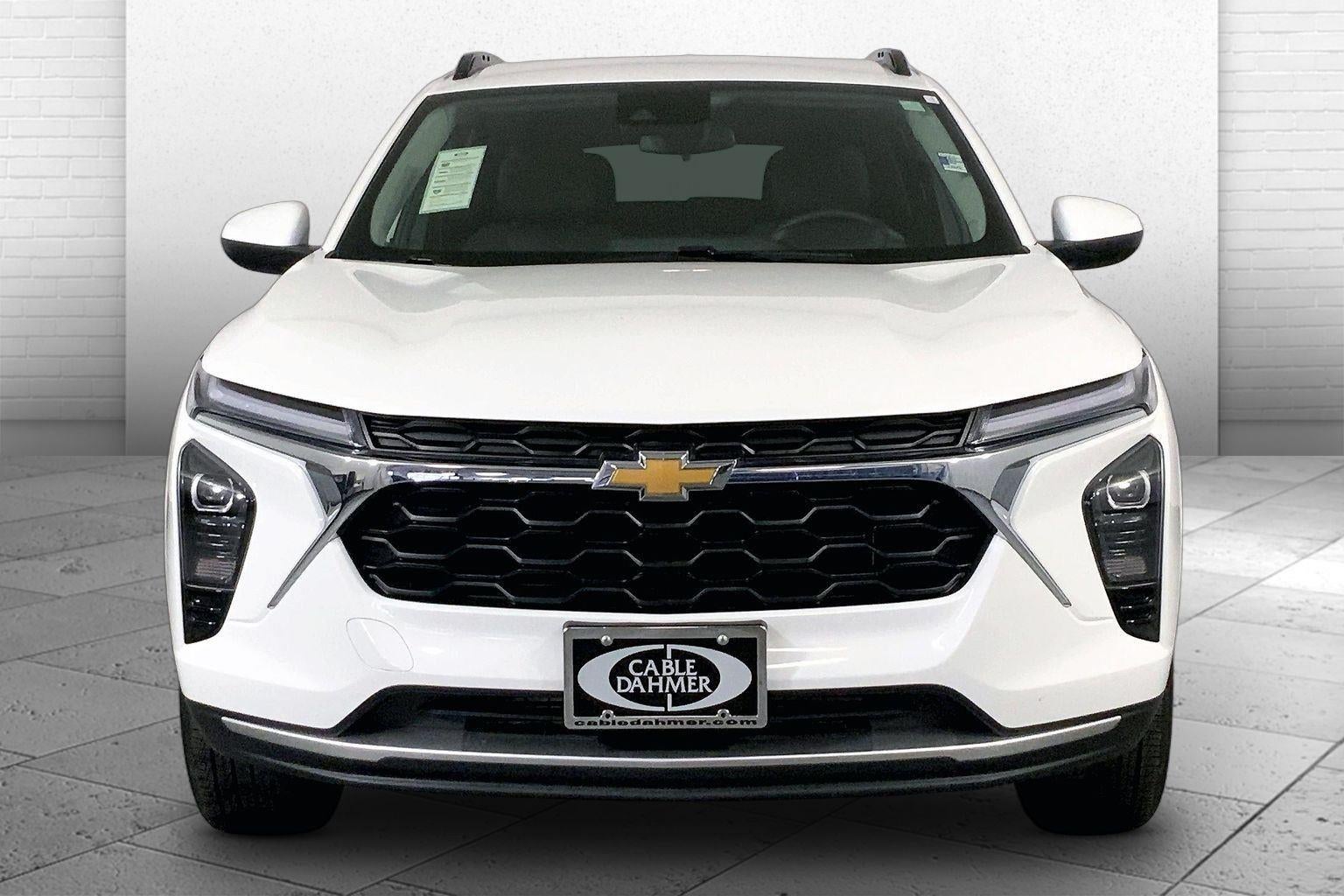 Used 2025 Chevrolet Trax LT with VIN KL77LHEP4SC274696 for sale in Kansas City