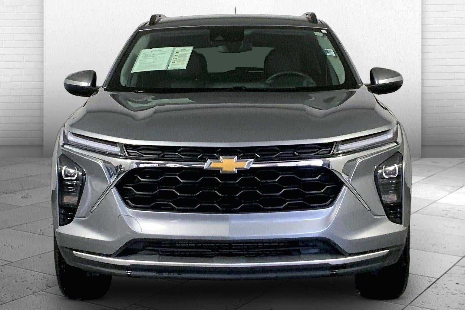 Used 2025 Chevrolet Trax LT with VIN KL77LHEP7SC230112 for sale in Kansas City