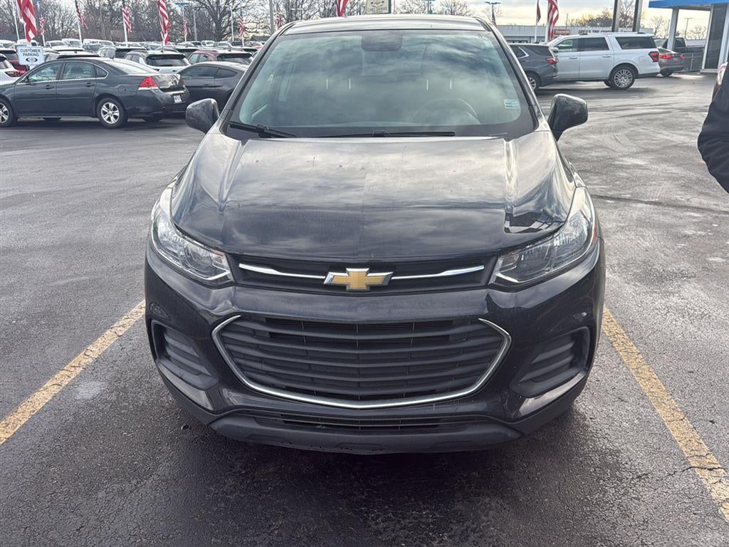 Used 2020 Chevrolet Trax LS with VIN KL7CJKSB6LB032297 for sale in Independence, MO