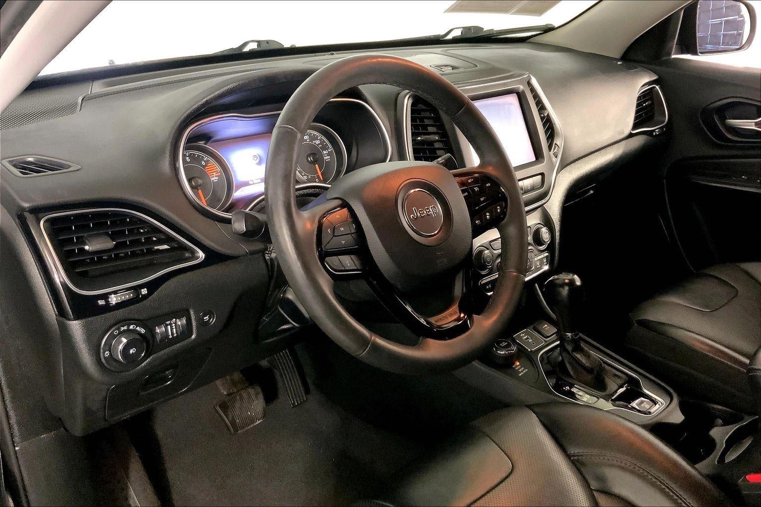 2023 Jeep Cherokee Altitude Lux