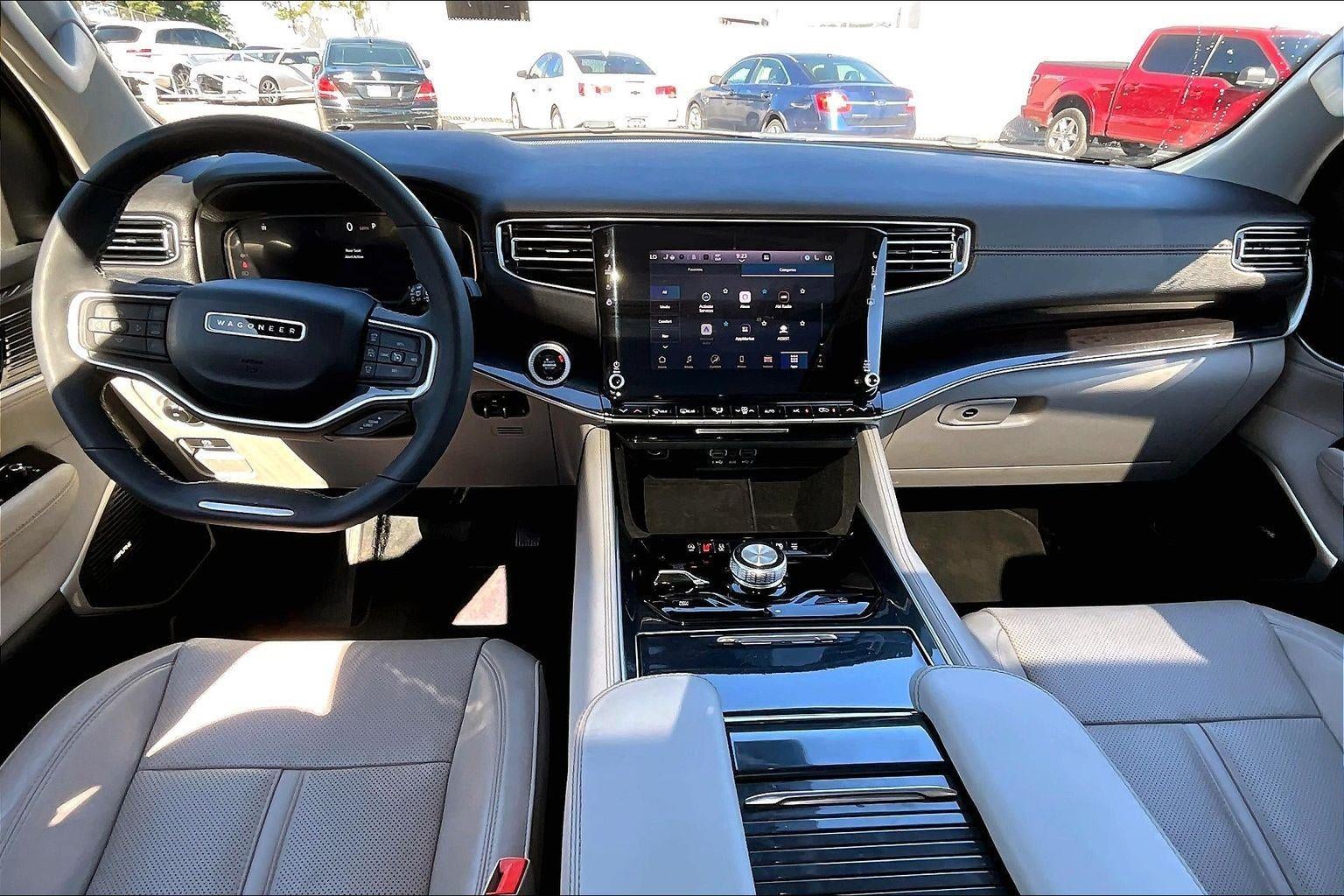 2024 Jeep Wagoneer Base