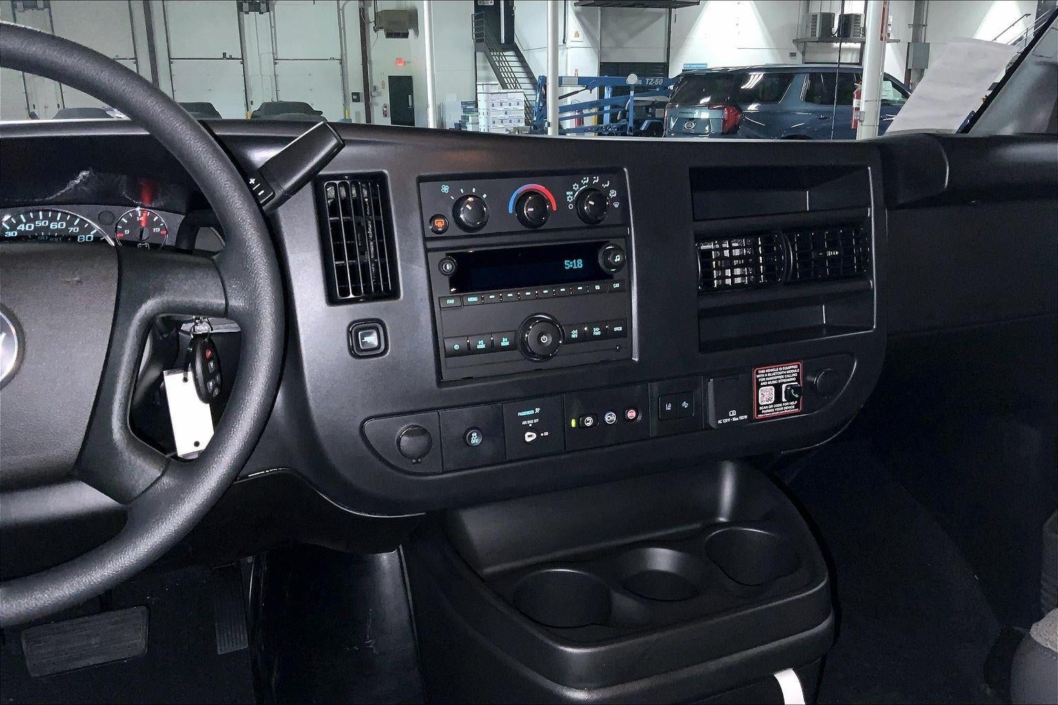 2026 Chevrolet Express Passenger 1LT