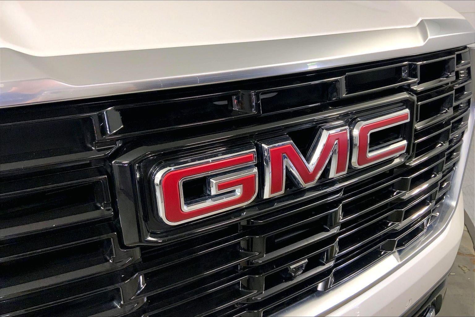2025 GMC Yukon Denali Ultimate
