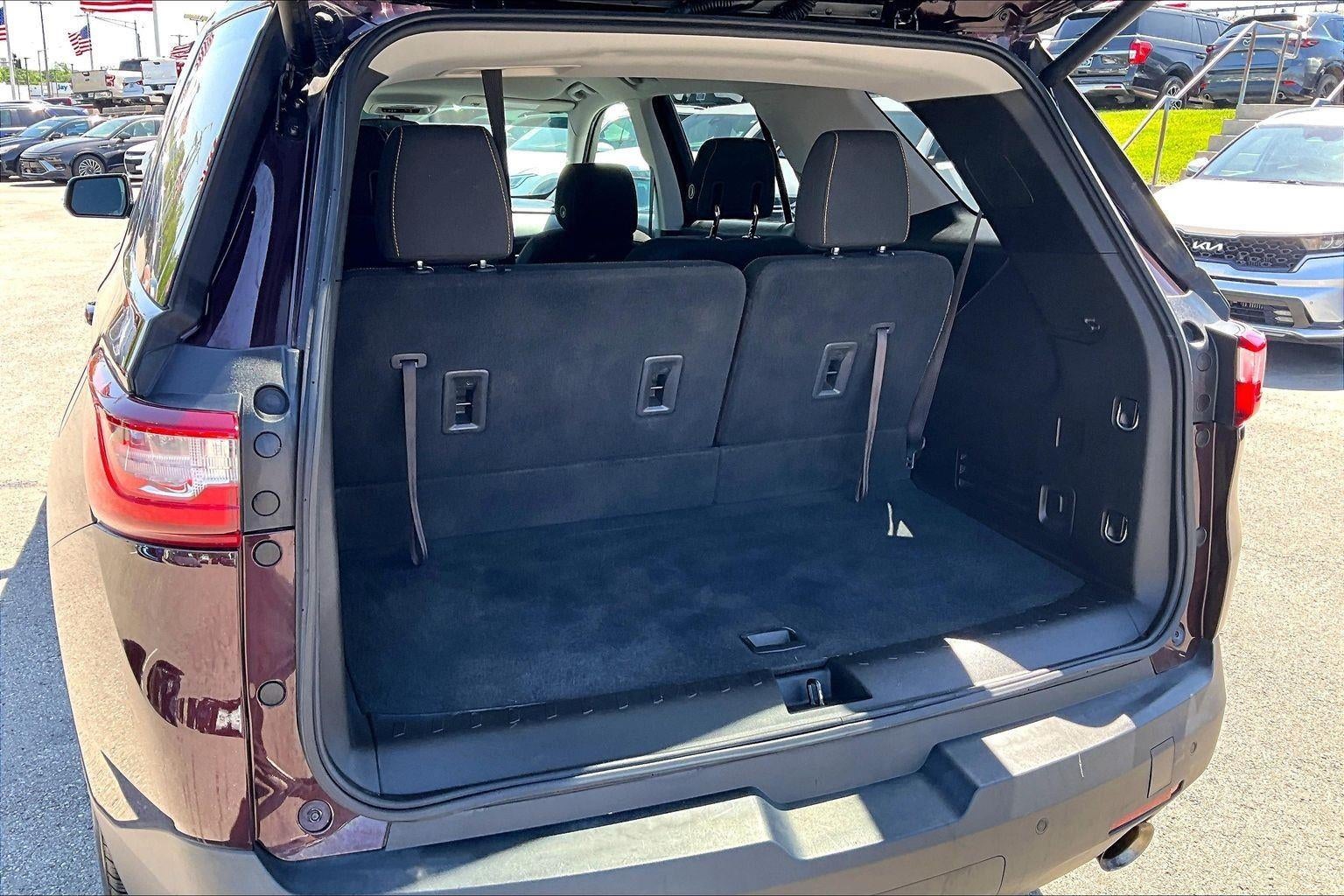 2018 Chevrolet Traverse LT Cloth