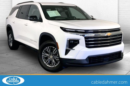 2025 Chevrolet Traverse LT