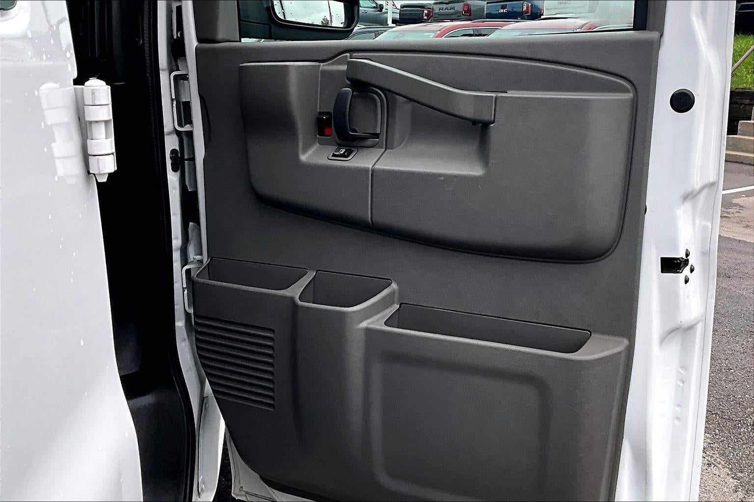 2019 GMC Savana Cargo 2500 RWD 2500 135"