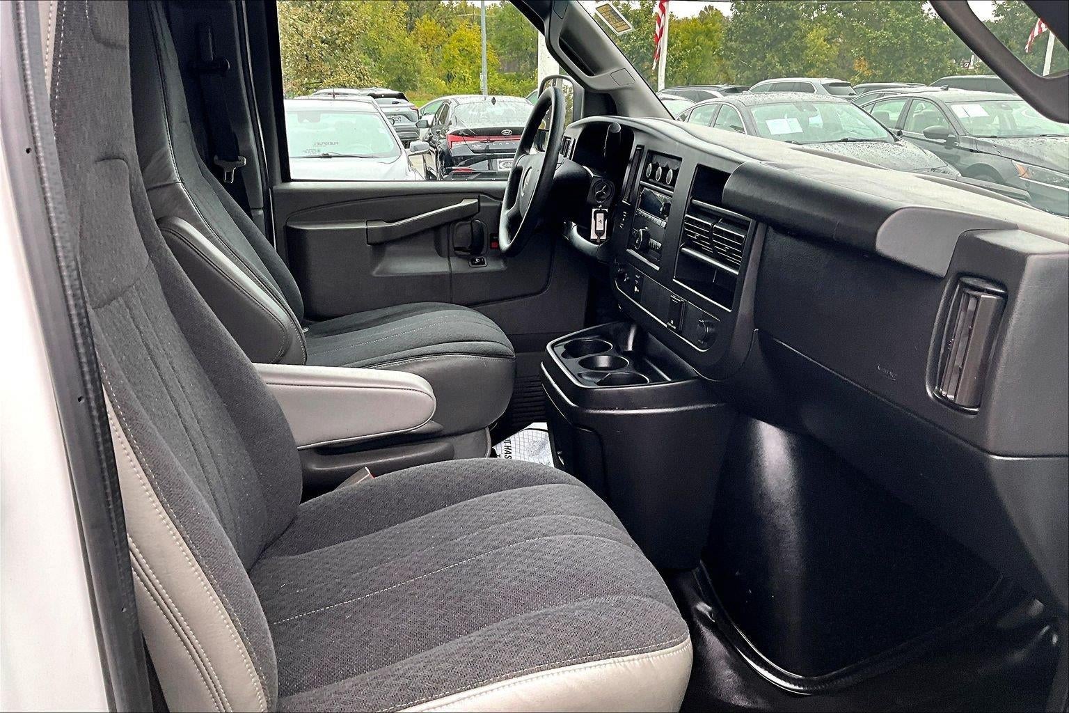 2019 GMC Savana Cargo 2500 RWD 2500 135"