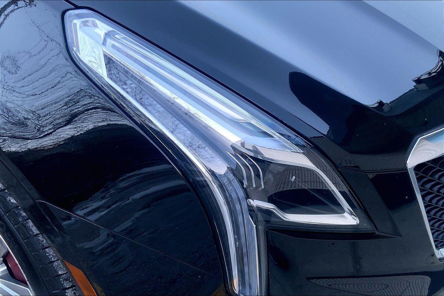 2022 Cadillac XT5 Sport