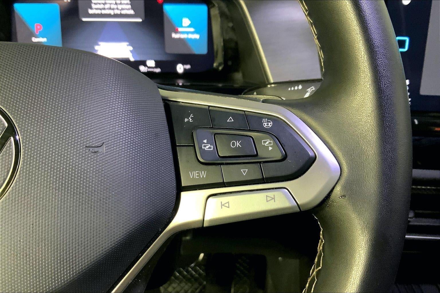 2025 Volkswagen Atlas Cross Sport 2.0T SE w/Technology