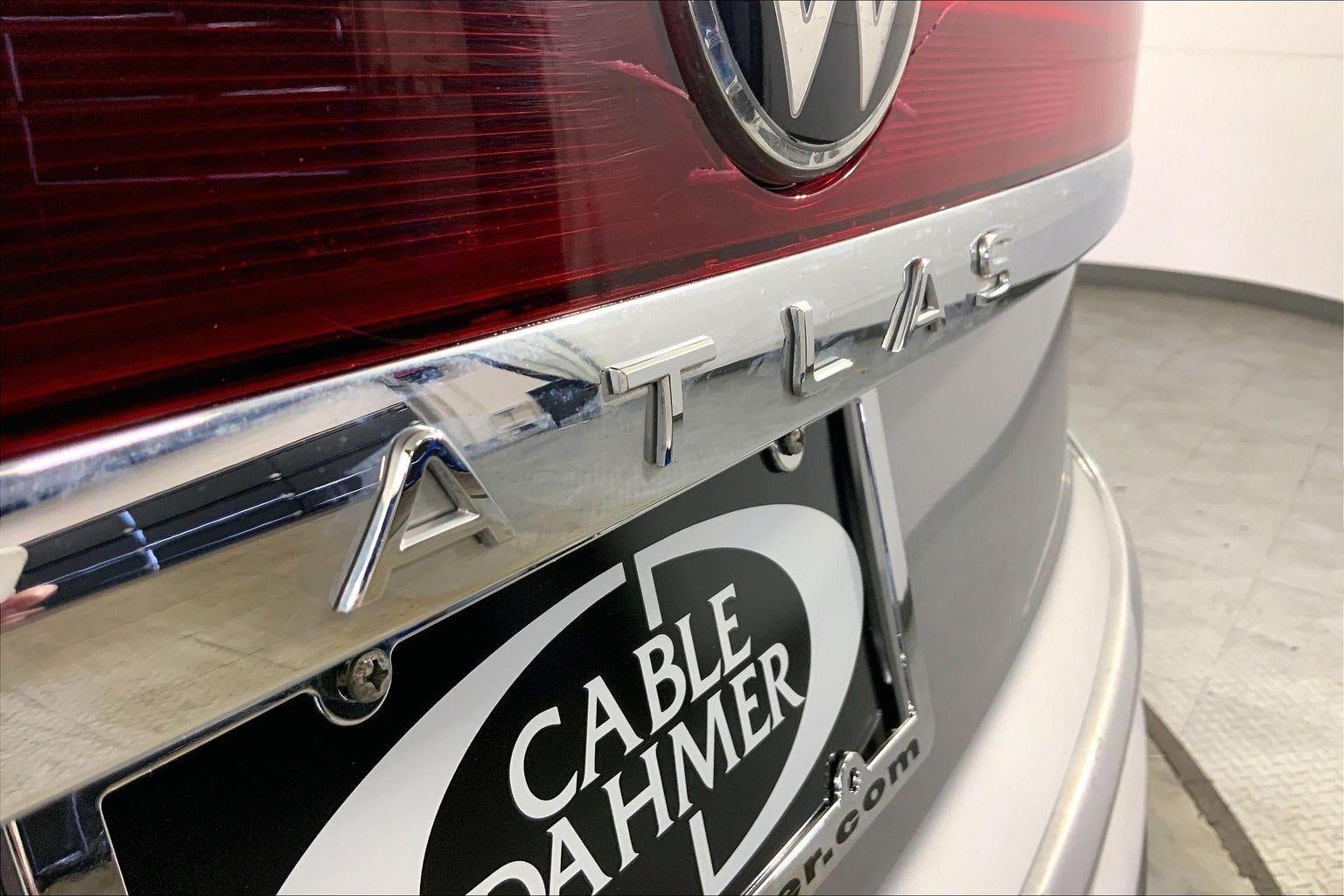 2025 Volkswagen Atlas Cross Sport 2.0T SE w/Technology