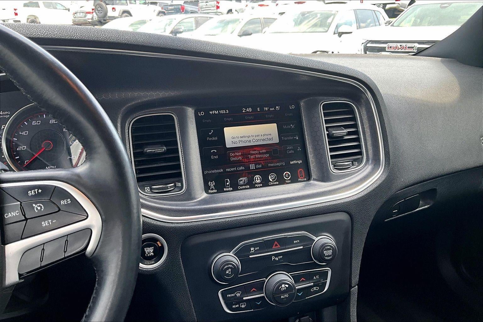 2015 Dodge Charger SXT